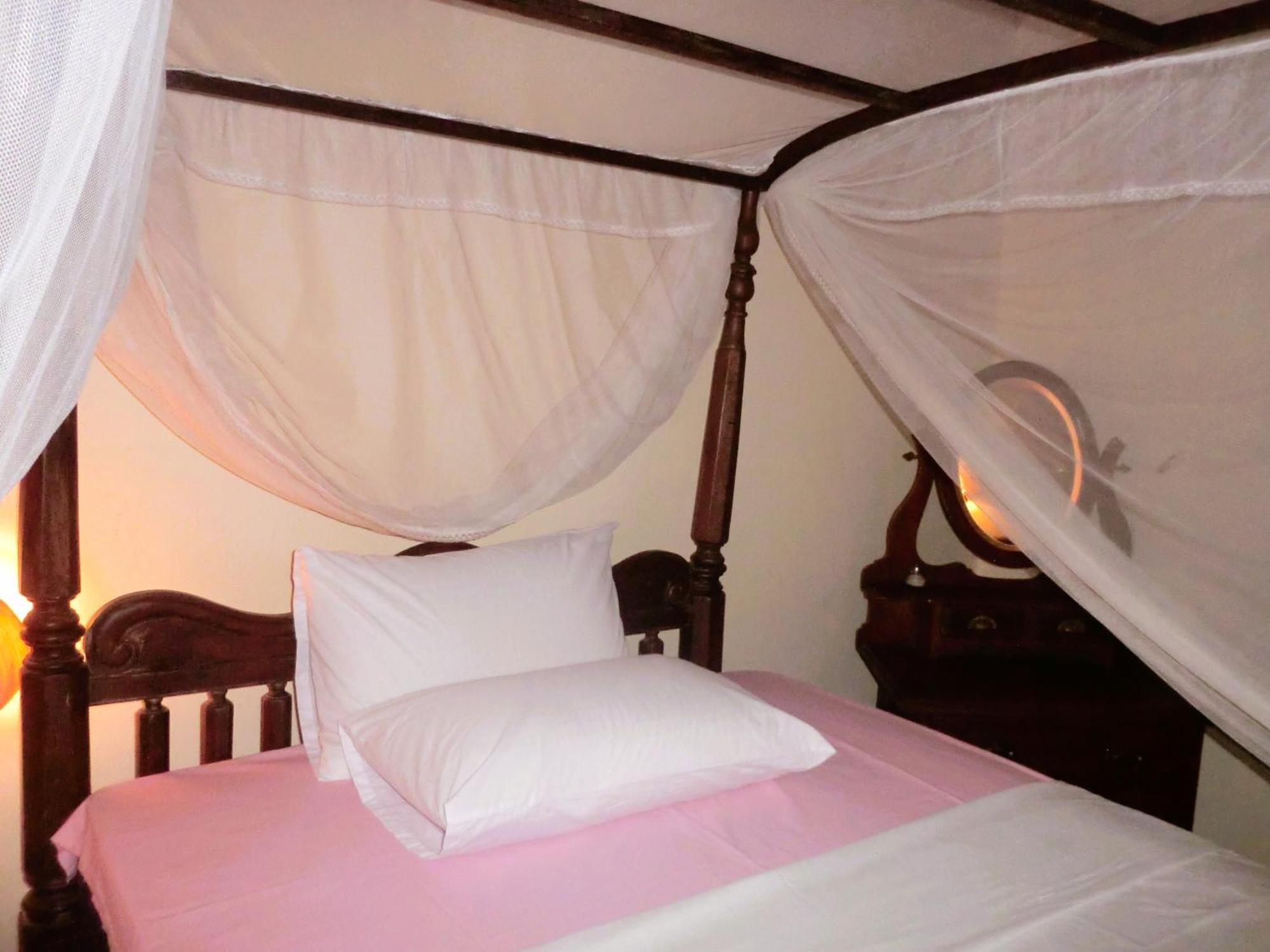Top Of The Hill Guesthouse Weligama Pokoj fotografie