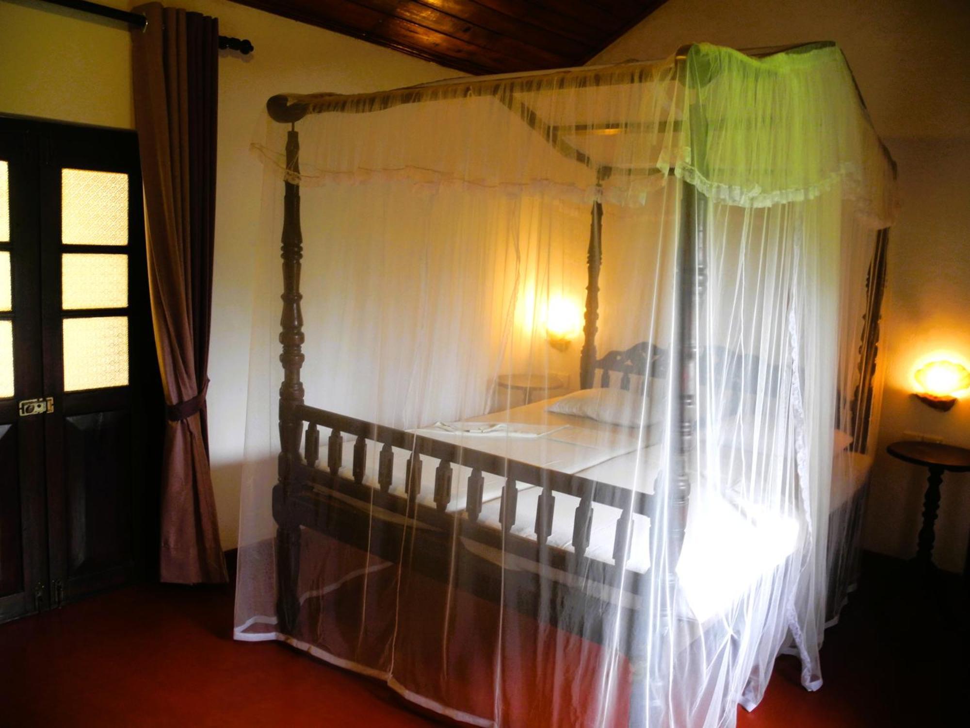 Top Of The Hill Guesthouse Weligama Pokoj fotografie